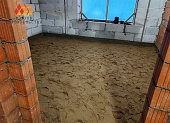 Обратная засыпка цоколя песком